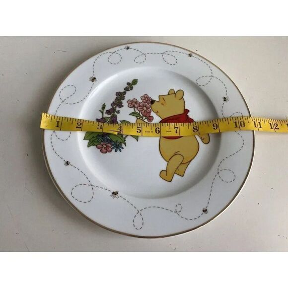 Disney Winnie The Pooh 10.5” Ceramic Dinner Plate Spring Days Flowers NEW - Picture 7 of 9